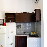 בית הארחה Nima Holidays *