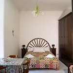 Nima Holidays בית הארחה