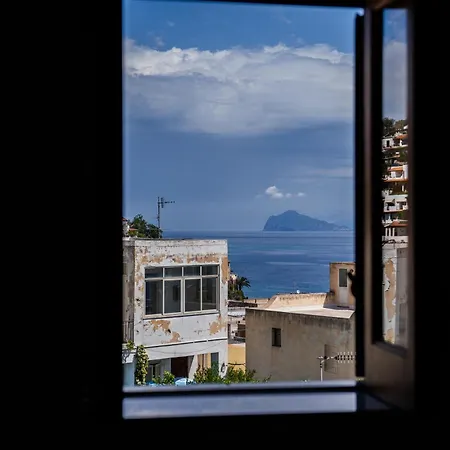 Affittacamere Nima Holidays Canneto (Lipari)